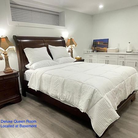 South Vancouver Guesthouse Екстер'єр фото